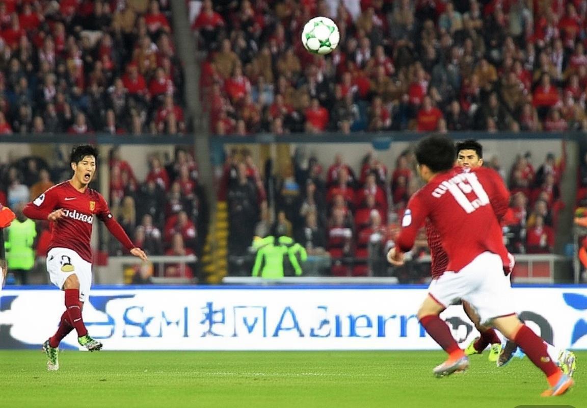 广州恒大VS伊蒂哈德：亚洲足球巅峰对决解析(图2)